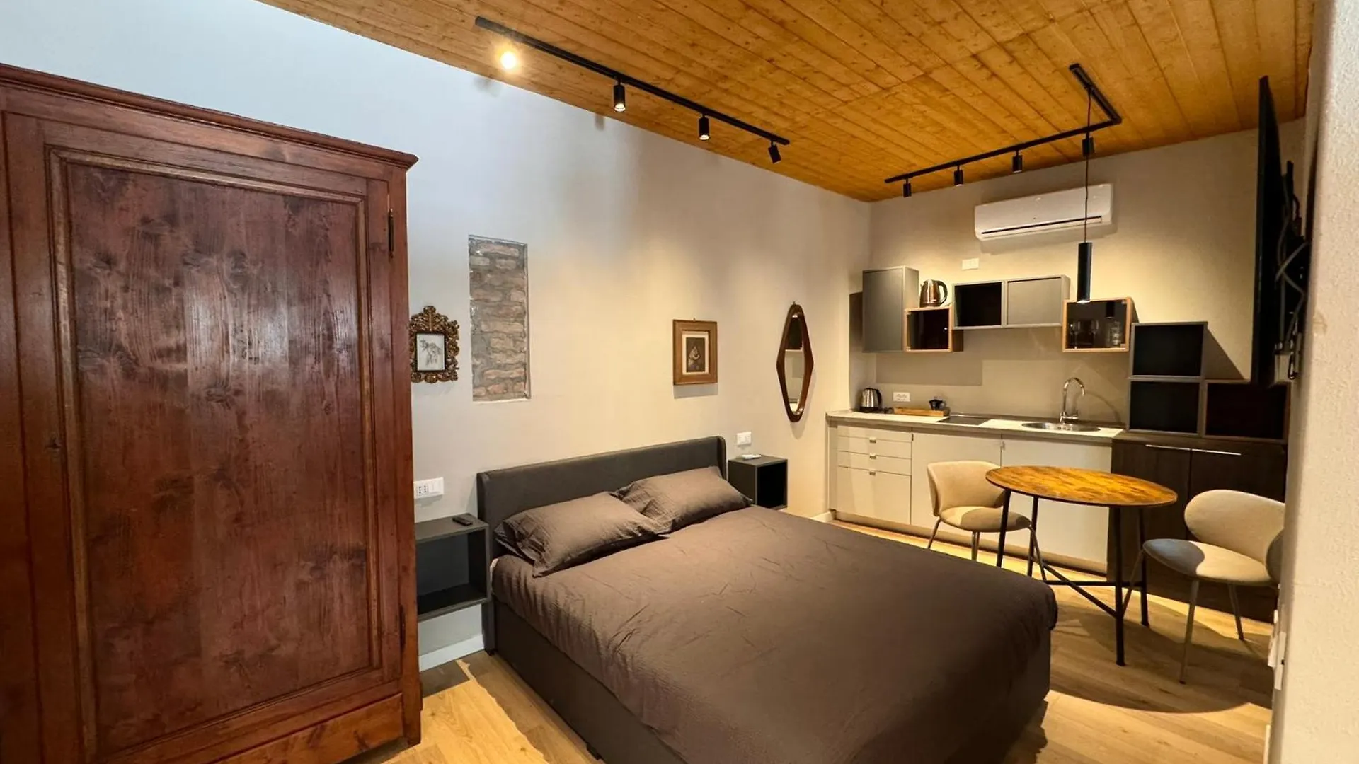 Apartment La Corte Sweet Dreams Bergamo Italy